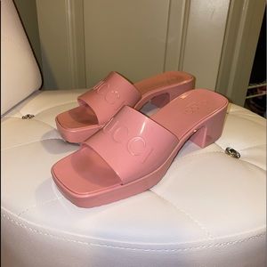 Pink Gucci Rubber Slide Sandals💕